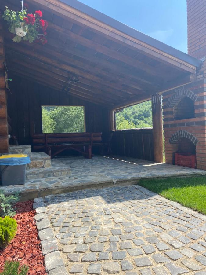 Bellevue Chalet Rîşnov Exteriör bild