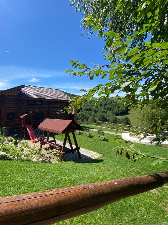 Bellevue Chalet Rîşnov Exteriör bild